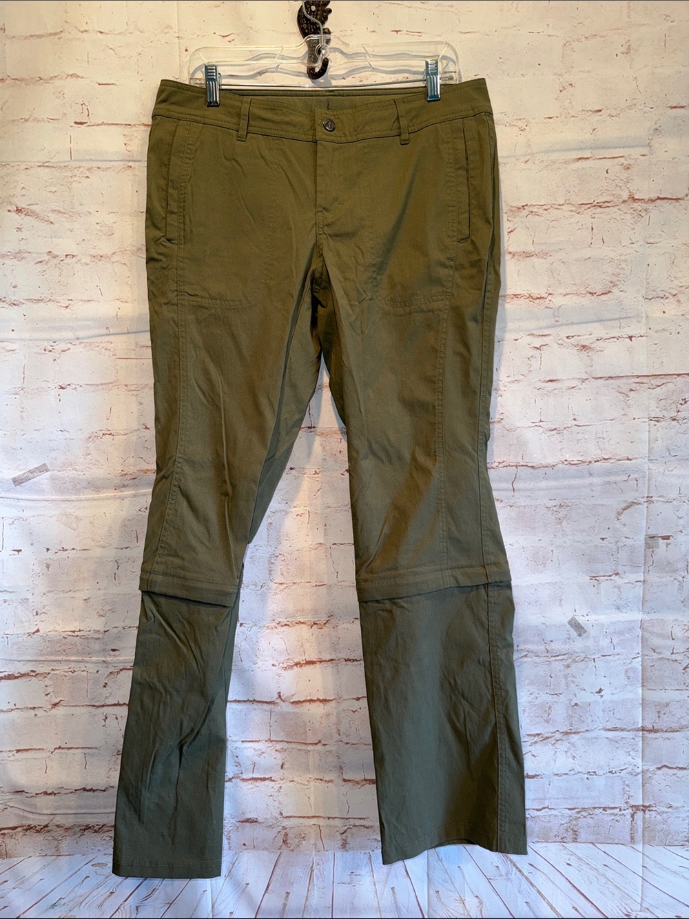 Womens REI Sahara convertible 12 Olive Utility zip off pants hiking